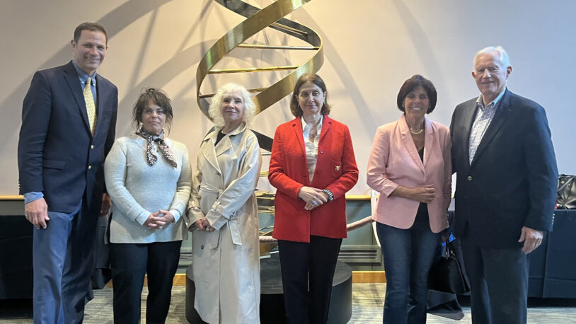 The Robert David Lion Gardiner Foundation establishes the Robert David Lion Gardiner Chair of Library and Archives at Cold Spring Harbor Laboratory