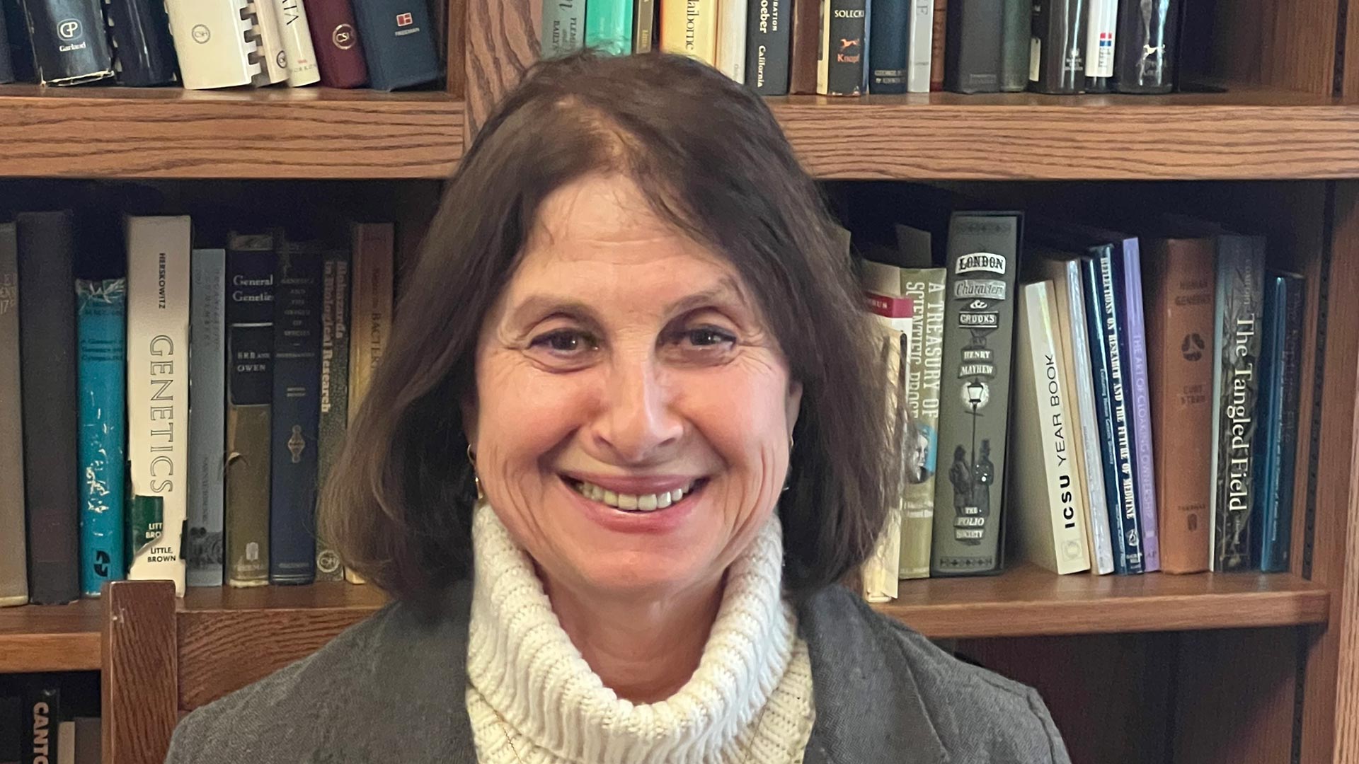 image of Mila Pollock in the library