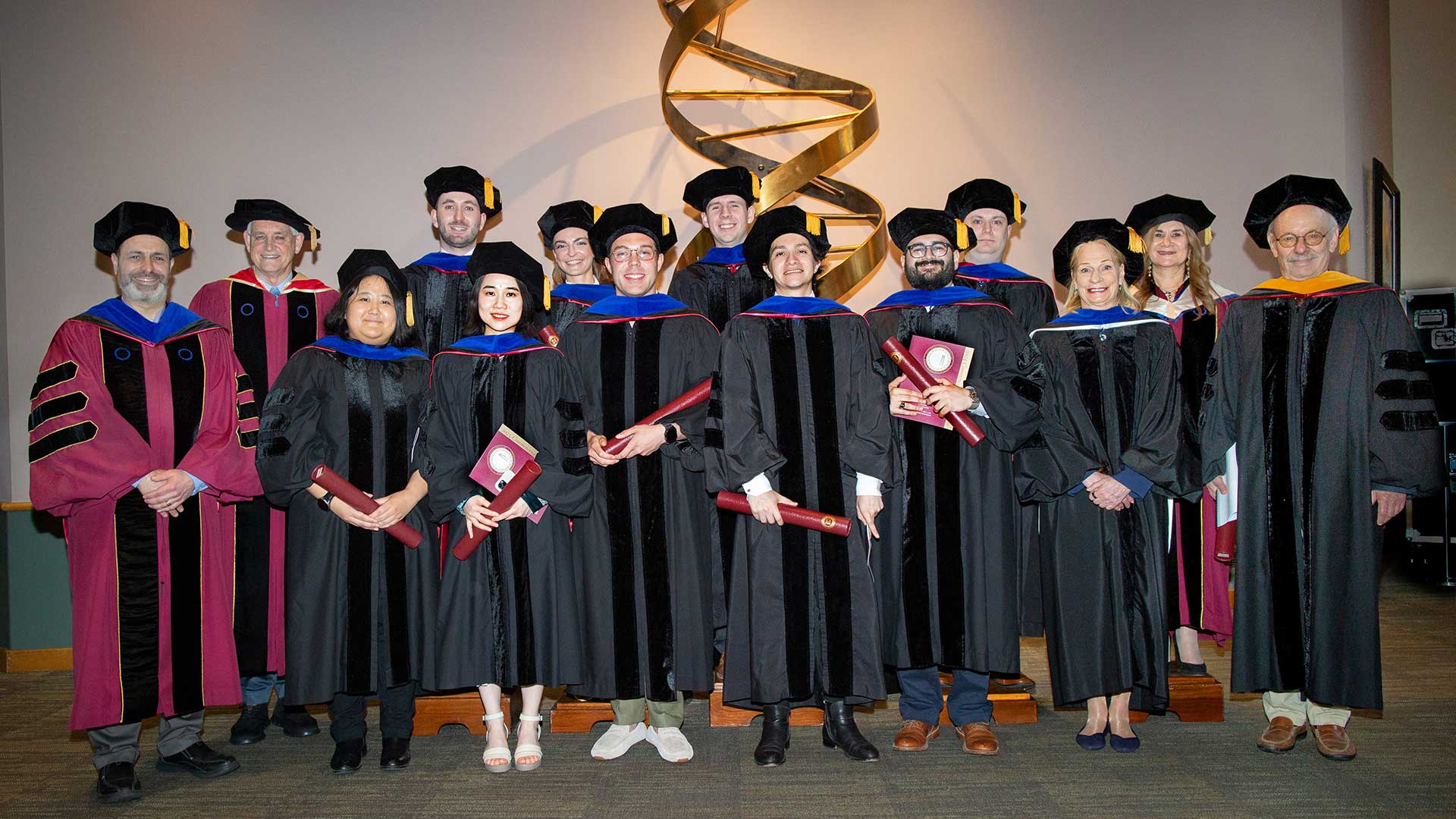 image of the 2025 CSHL School of Biological Sciences graduating class