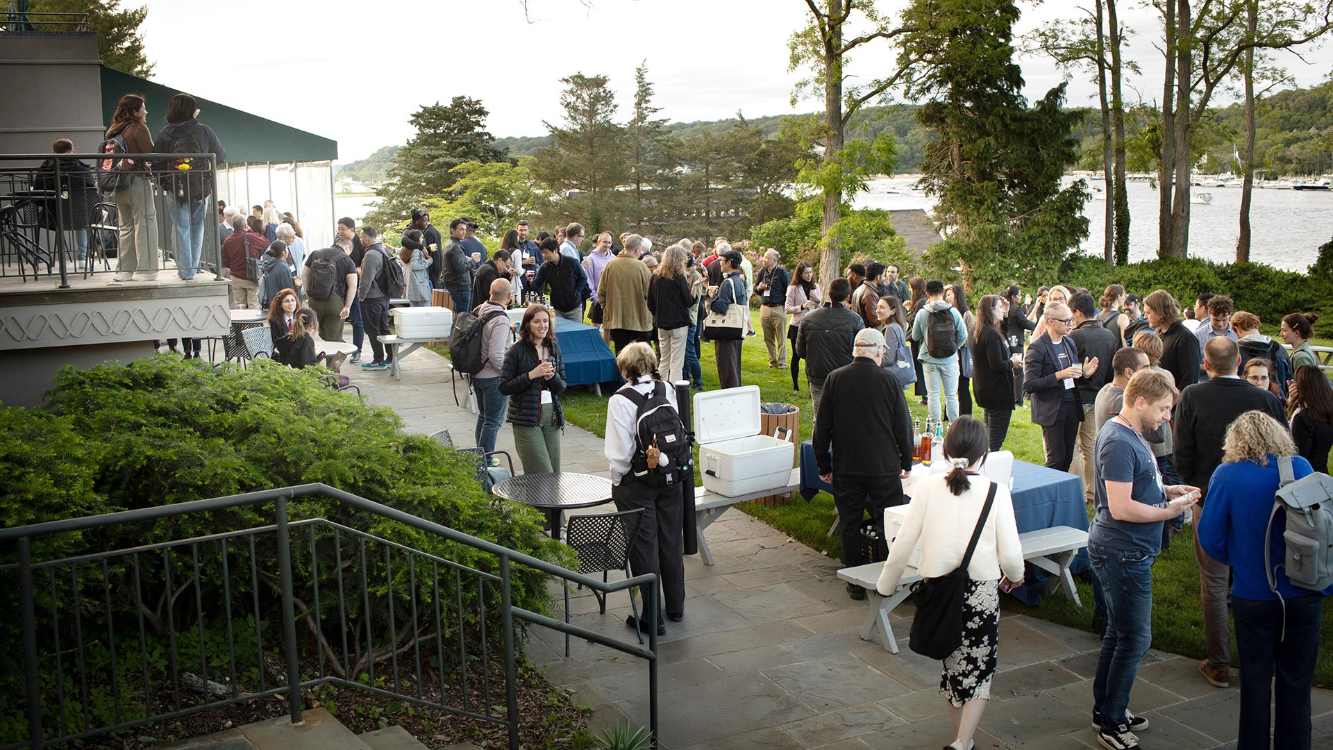 Image of the wine and cheese party at the 89th CSHL Symposium